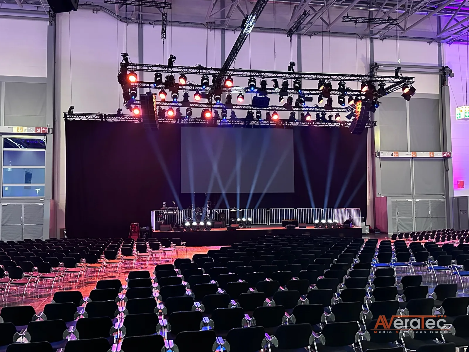 Konferenzbühne Messe Düsseldorf