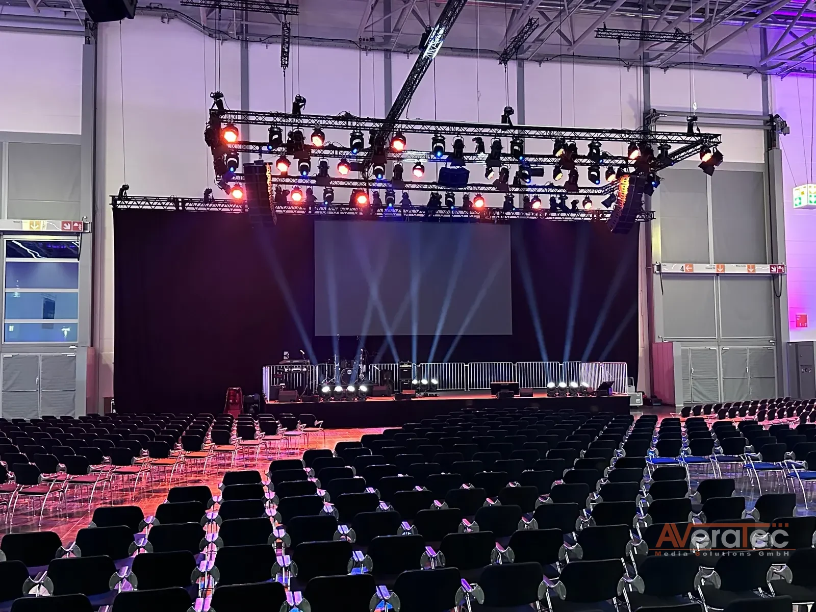 Konferenzbühne Messe Düsseldorf